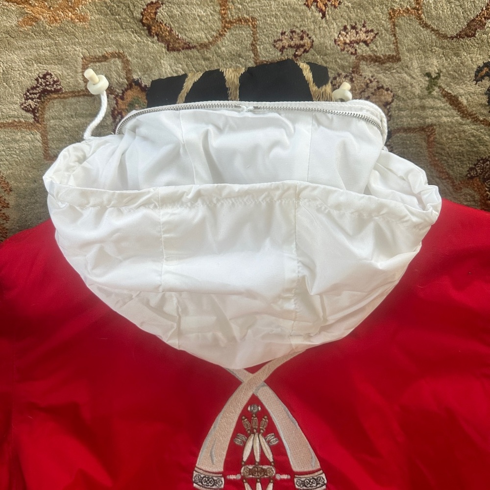 Red Tribal Design Jacket - Picture 4 of 5